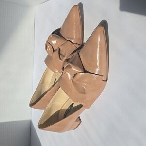 Zara Women's Cream Loafers with Bow Detail